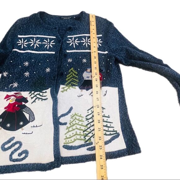Vintage Christmas Cardigan with Ice Skaters. Has Beading and Velvet Appliqués. - Picture 12 of 12